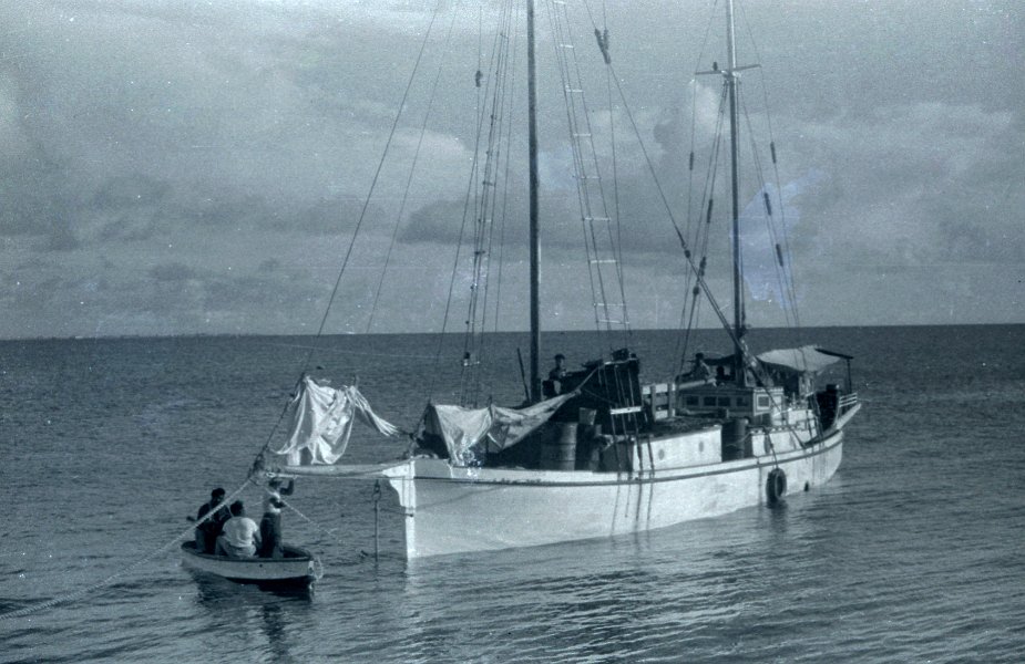 Kwaj Boat 1